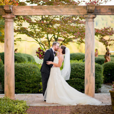 Vibrant Fall Wedding with the Prettiest Colors // Sarah & Cody