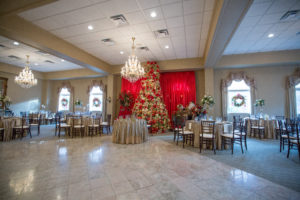 Tate House, Christmas Wedding, December Wedding, Red Wedding, Gold Wedding, Red and Green Wedding, Christmas Wedding Inspiration