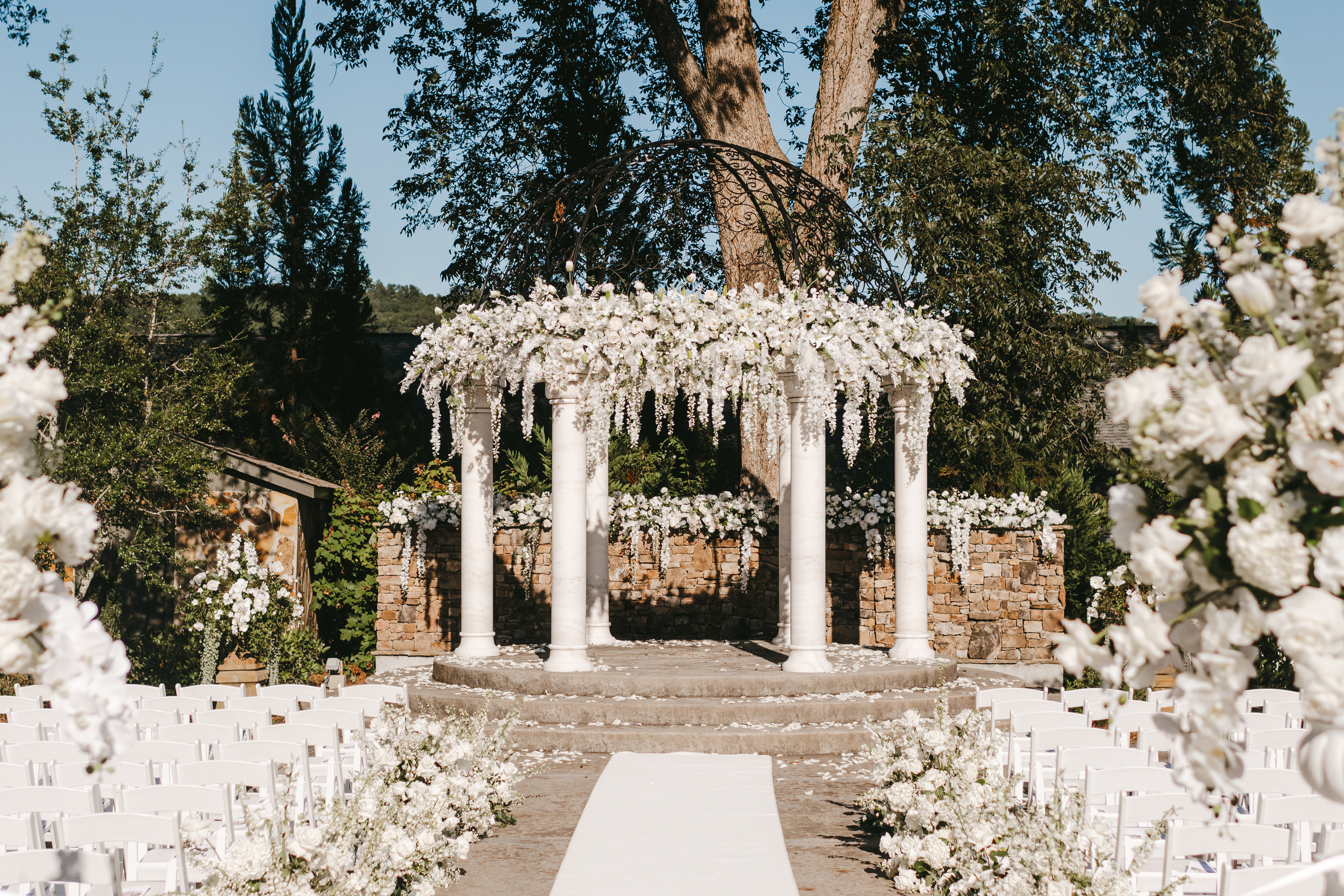 Gabbie and Adam’s Timeless All-White Wedding